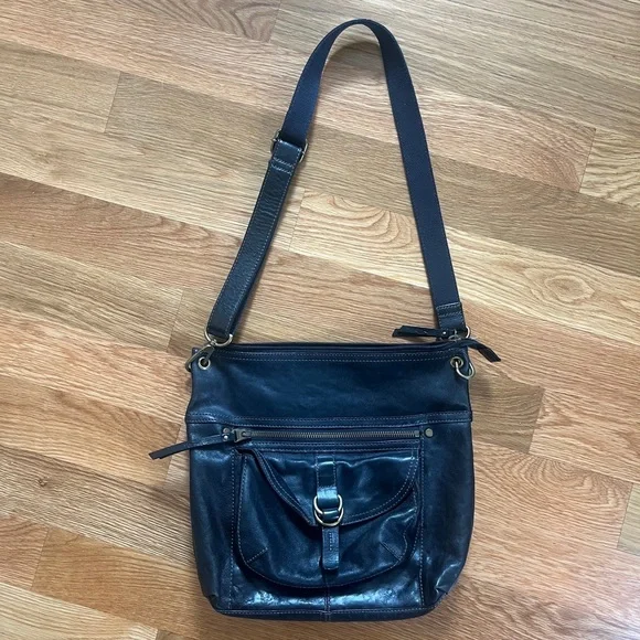 Fossil crossbody purse - Picture 1 of 4